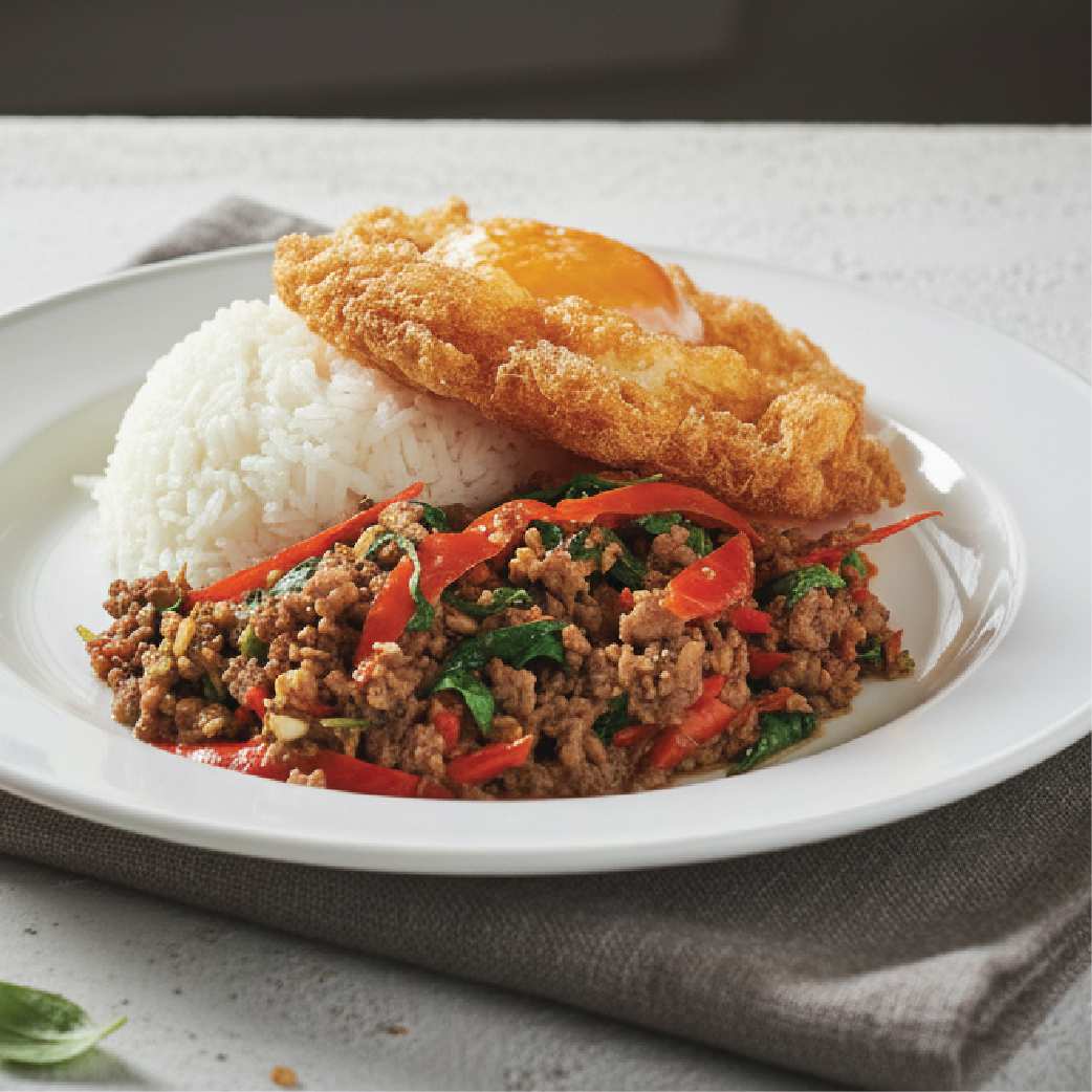 Stir-Fried Beef  with Basil and Rice